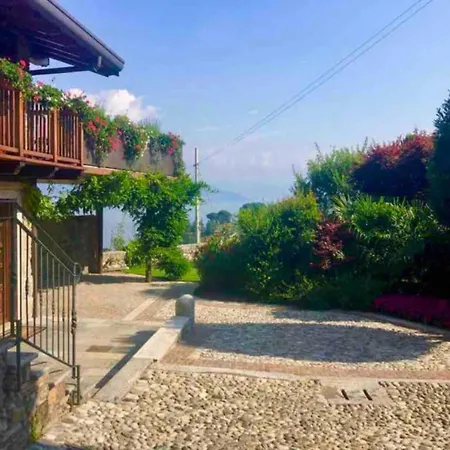 Prázdninový dům Splendido Lakeview